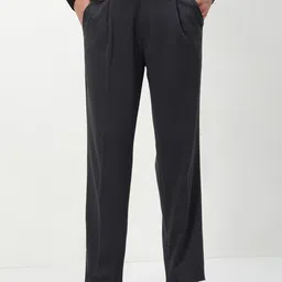 SHOWOFF Men Comfort Low-Rise Pleated Trousers-picture-19