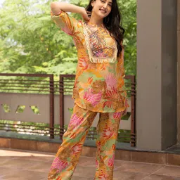 Ambraee Floral Printed Tunic With Trouser-image-97