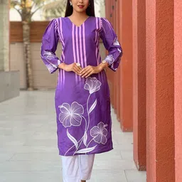 BINDUDI Floral Printed V-Neck Straight Kurta-image-21