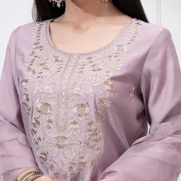 Vishudh Women Ethnic Motifs Embroidered Regular Thread Work Kurta with Trousers & With Dupatta image 3