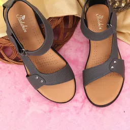 Padchin PU Flatform Sandals-19