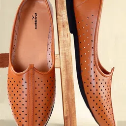 CATBIRD Men Pointed Toe Laser Cuts Mojaris-image-57