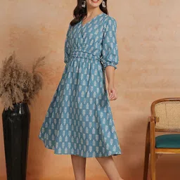 antaran Floral Print Fit & Flare Dress-image-12