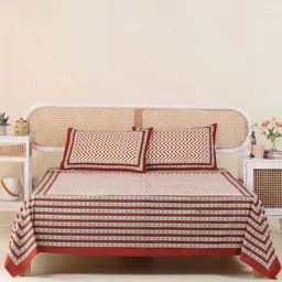 Peepul Tree Maroon & Black Geometric 300 TC King Bedsheet with 2 Pillow Covers-image-27