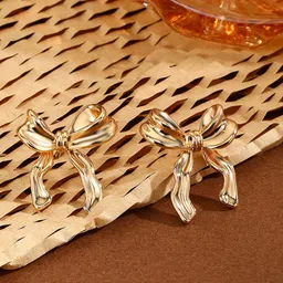 StyleCast x Revolte Classic Studs Earrings-21