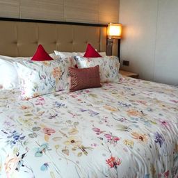 TARA- Sparkling Homes White & Yellow Printed Cotton 350TC King Bedsheet Set-2.74m x 2.74m-image-67