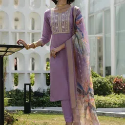 all about you Floral Yoke Design Sequinned Straight Kurta With Trousers & Dupatta-28
