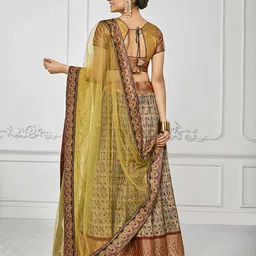 SAPTRANGI Green & Red Printed Semi-Stitched Lehenga & Unstitched Blouse With Dupatta image 2