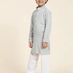 Pro-Ethic STYLE DEVELOPER Boys Ethnic Motifs Embroidered Sequined Kurta with Pyjamas image 3