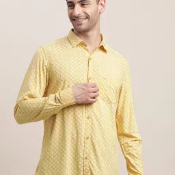 Turtle Men Relaxed Slim Fit Printed Casual Shirt-image-80