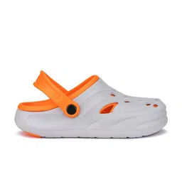 BERSACHE Men Self Design Clogs image 4