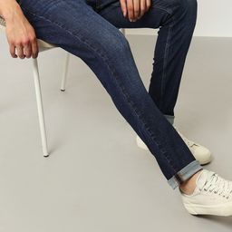 Lee Men Bruce Skinny Fit Clean Look Light Fade Stretchable Jeans-image-90