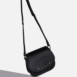 Van Heusen Woman Bucket Sling Bag-40