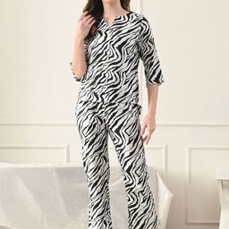 Unifringe Women Abstract Printed Night suit-image-90