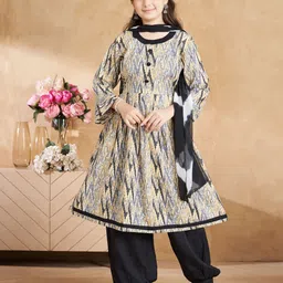 Aarika Girls Abstract Printed Flared Sleeves Kurta-picture-15