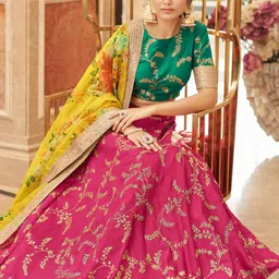 DIVASTRI Embroidered Sequinned Semi-Stitched Lehenga & Unstitched Blouse With Dupatta image 3