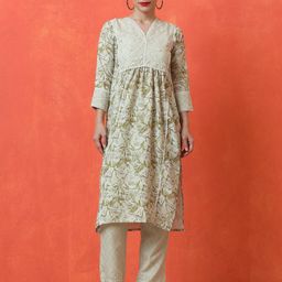 Jaipur Kurti Floral Printed V-Neck Empire A-Line Kurta With Trousers-image-33