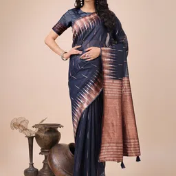 KALINI Women Abstract Printed Zari Saree-17