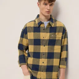 THE BEAR HOUSE Men Relaxed Fit Windowpane Checked Spread Collar Cotton Casual Shirt-image-50