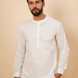 JAYPORE Geometric Printed Band Collar Cotton Short Kurta-image-96