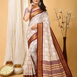 DIVASTRI Bandhani Zari Pure Cotton Bandhani Saree-image-24