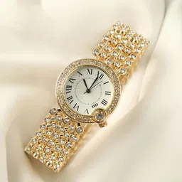 HAUTE SAUCE by Campus Sutra Women Dial & Stainless Steel Bracelet Style Straps Analogue Watch AW24_HSWC1184-15