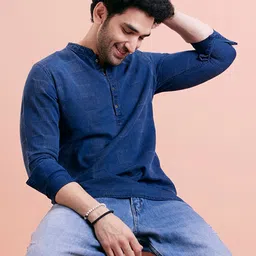 KISAH Textured Thread Work Mandarin Collar Straight Denim Weave Short Kurta-image-96
