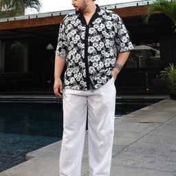 Instafab Plus Men Floral Printed Cuban Collar Cotton Casual Shirt-image-90