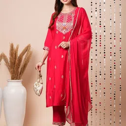 Globus Floral Yoke Design Regular Sequinned Kurta with Trousers & Dupatta-18