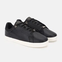 United Colors of Benetton Men Textured PU Sneakers-image-35