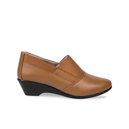 Try Me Textured Round Toe Block Pumps image 4
