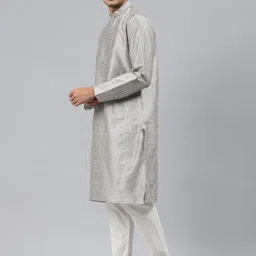 MANQ Men Grey Striped Regular Kurta with Pyjamas image 4