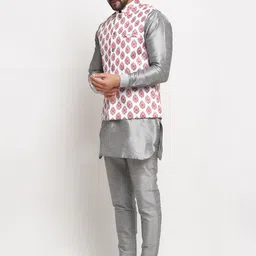 Benstoke Men Grey Dupion Silk Kurta & Pyjamas with Nehru Jacket image 4