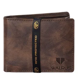 Walrus Men Accessory Gift Set of Watch and Wallet image 2