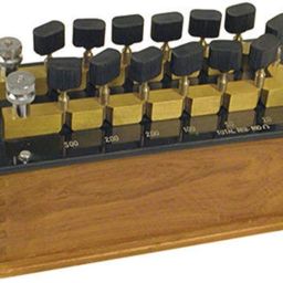 Resistance box, 1-5000 ohms-13