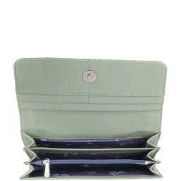 Mochi Textured Two Fold Wallet image 3