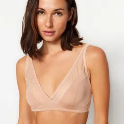 Trendyol Medium Coverage Lightly Padded Bra With All Day Comfort image 3