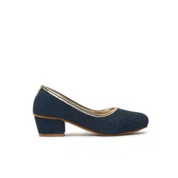 Tiny Bugs Girls Textured Pointed Toe Block Heel Pumps image 4