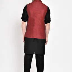 Hangup Men Maroon Kurta with Pyjamas & With Nehru Jacket image 4