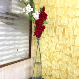 Long Glass Vase for Home Decor, Office Decor or Gifting Purpose Glass Vase-image-43