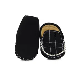 BAESD Infant Boys Checked Booties image 4