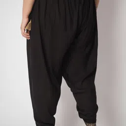 9rasa Women Plus Size Hand Block Printed Dhoti Pants image 4