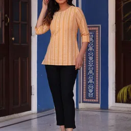 Juniper Printed Tunic with Trousers image 4