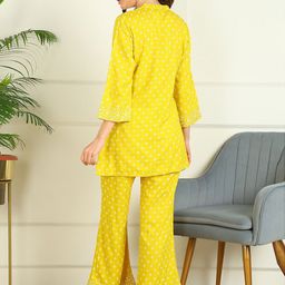 mokshi Ethnic Motifs Printed Regular Kurta with Palazzos image 4