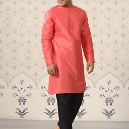 Ode by House of Pataudi Geometric Woven Design Mandarin Collar Regular Kurta With Pyjamas image 4