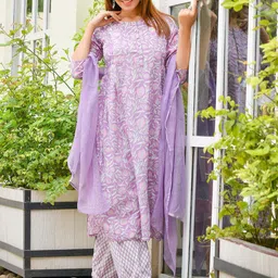 gosriki KALINI Floral Printed Regular Kurta with Trousers & With Dupatta image 4