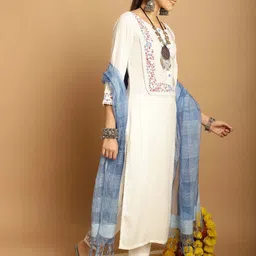 Tulsattva Ethnic Motifs Yoke Design Regular Kurta With Trousers & Dupatta image 2