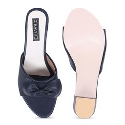 Ravis Block Heels With Bows image 2