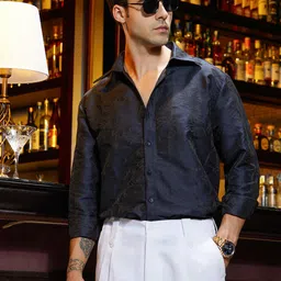 Campus Sutra Men Spread Collar Comfort Casual Shirt-picture-31