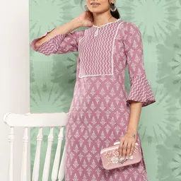 Varanga Women Ethnic Motifs Printed Regular Pure Cotton Kurta with Trousers-7